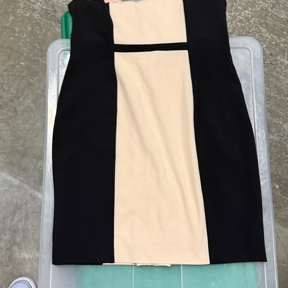 Tahari dress - Picture 3 of 4